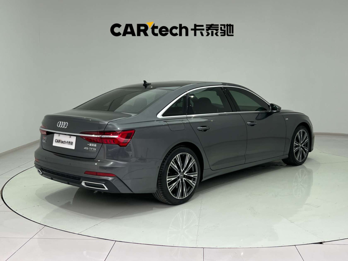 奧迪 奧迪A6L  2019款 45 TFSI quattro 臻選動(dòng)感型圖片