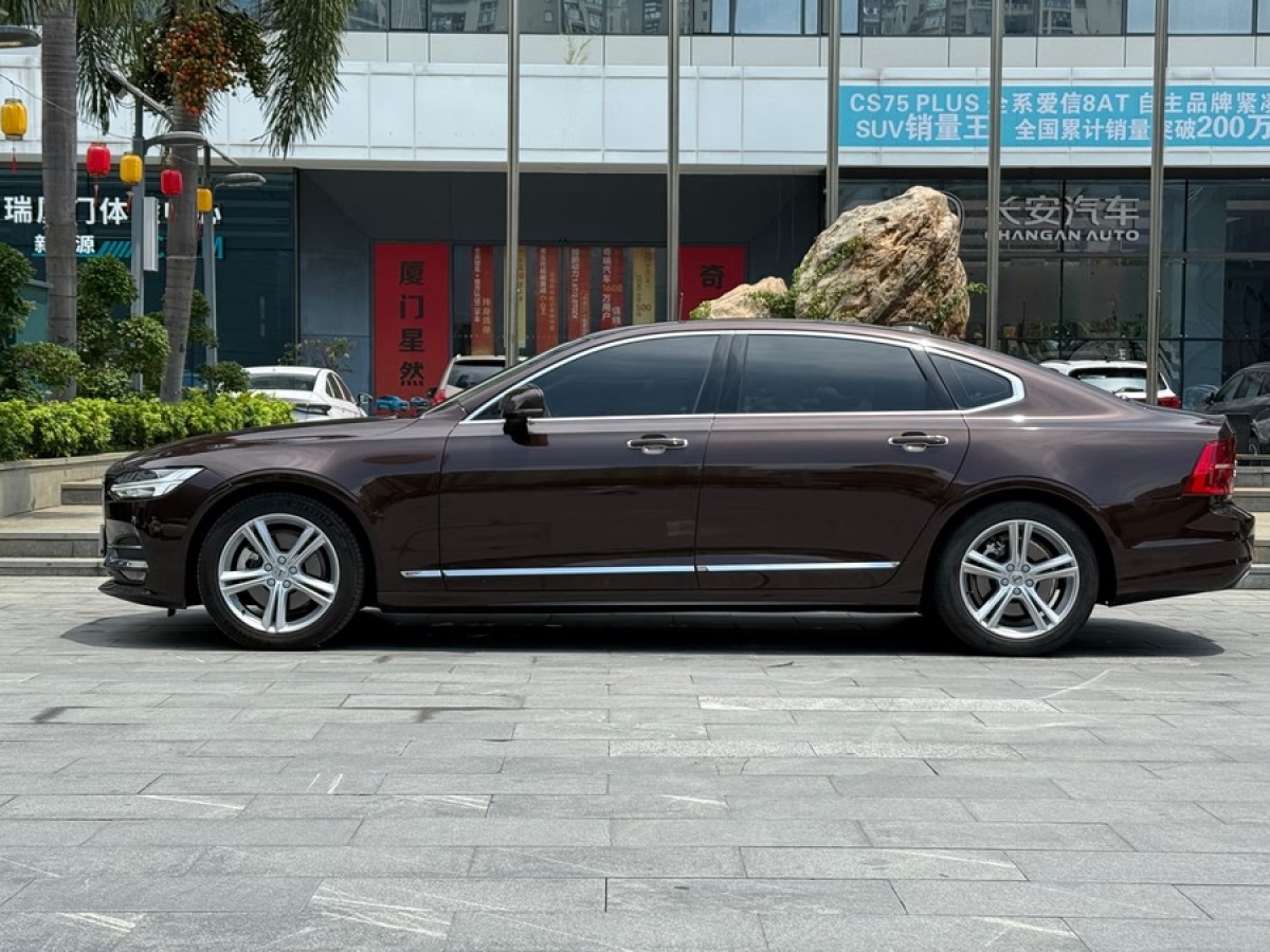 沃爾沃 S90  2020款 改款 T5 智逸豪華版圖片