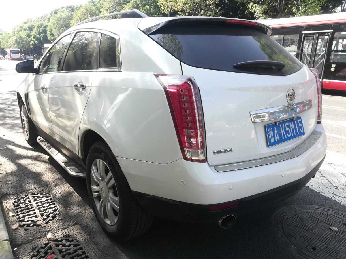 2016年5月凱迪拉克 SRX  2015款 3.0L 舒適型