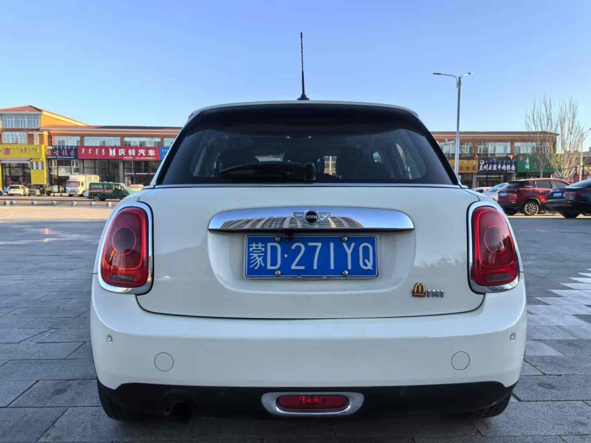 MINI MINI  2015款 1.2T ONE 五門版圖片