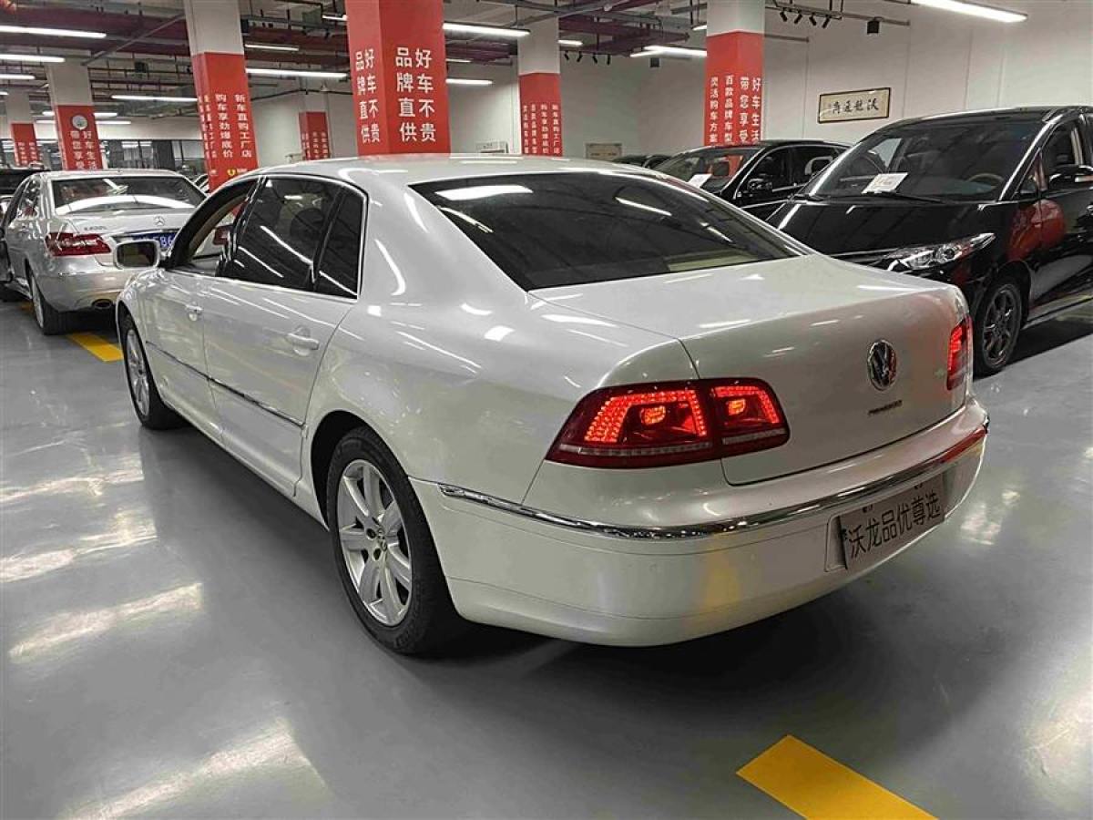 大眾 輝騰  2011款 3.6L V6 5座加長(zhǎng)商務(wù)版圖片