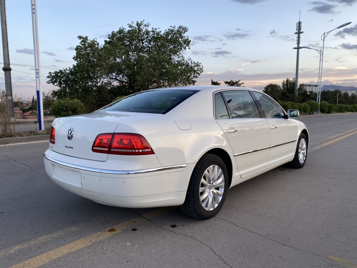 大眾 輝騰  2012款 3.0L 商務(wù)型圖片