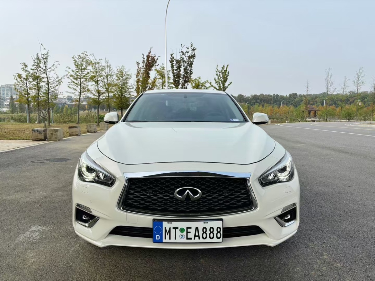 英菲尼迪 Q50L  2018款  2.0T 逸享版 國(guó)VI圖片