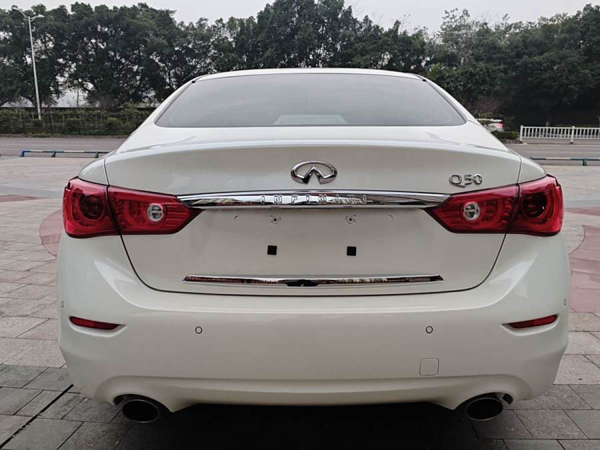 英菲尼迪 Q50L  2015款 2.0T 悅享版圖片