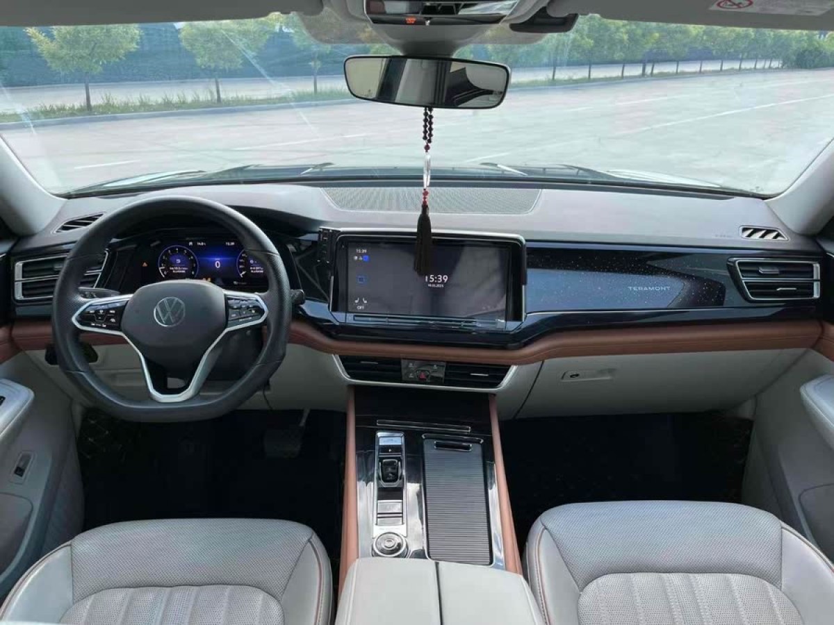 大眾 途昂  2023款 改款 380TSI 四驅(qū)尊崇豪華版圖片