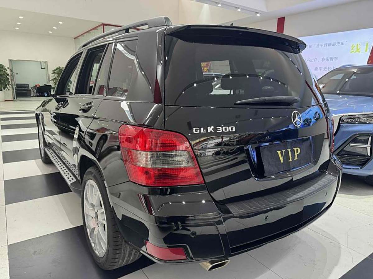 奔馳 奔馳GLK級(jí)  2012款 GLK 300 4MATIC 動(dòng)感型圖片