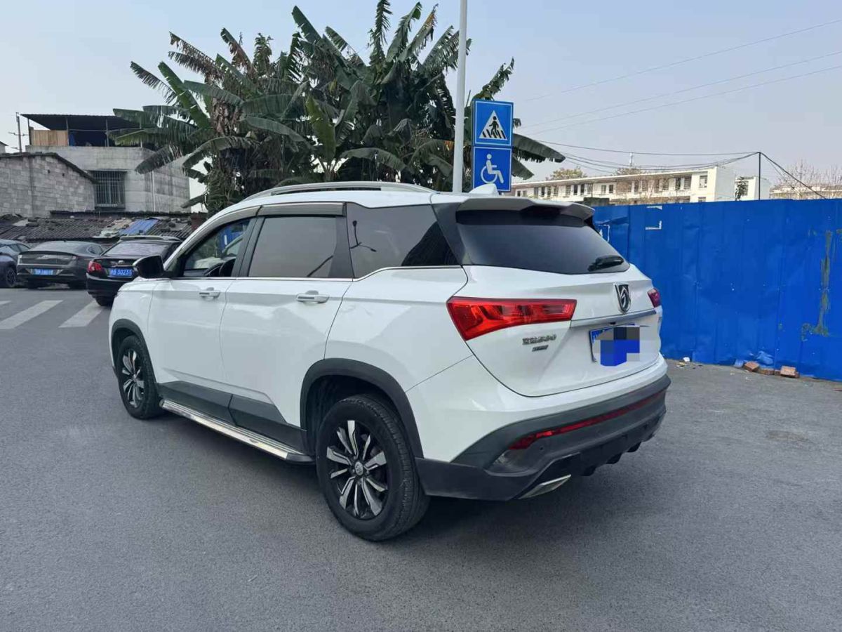 寶駿 530  2019款  1.5T CVT尊貴型 國VI圖片