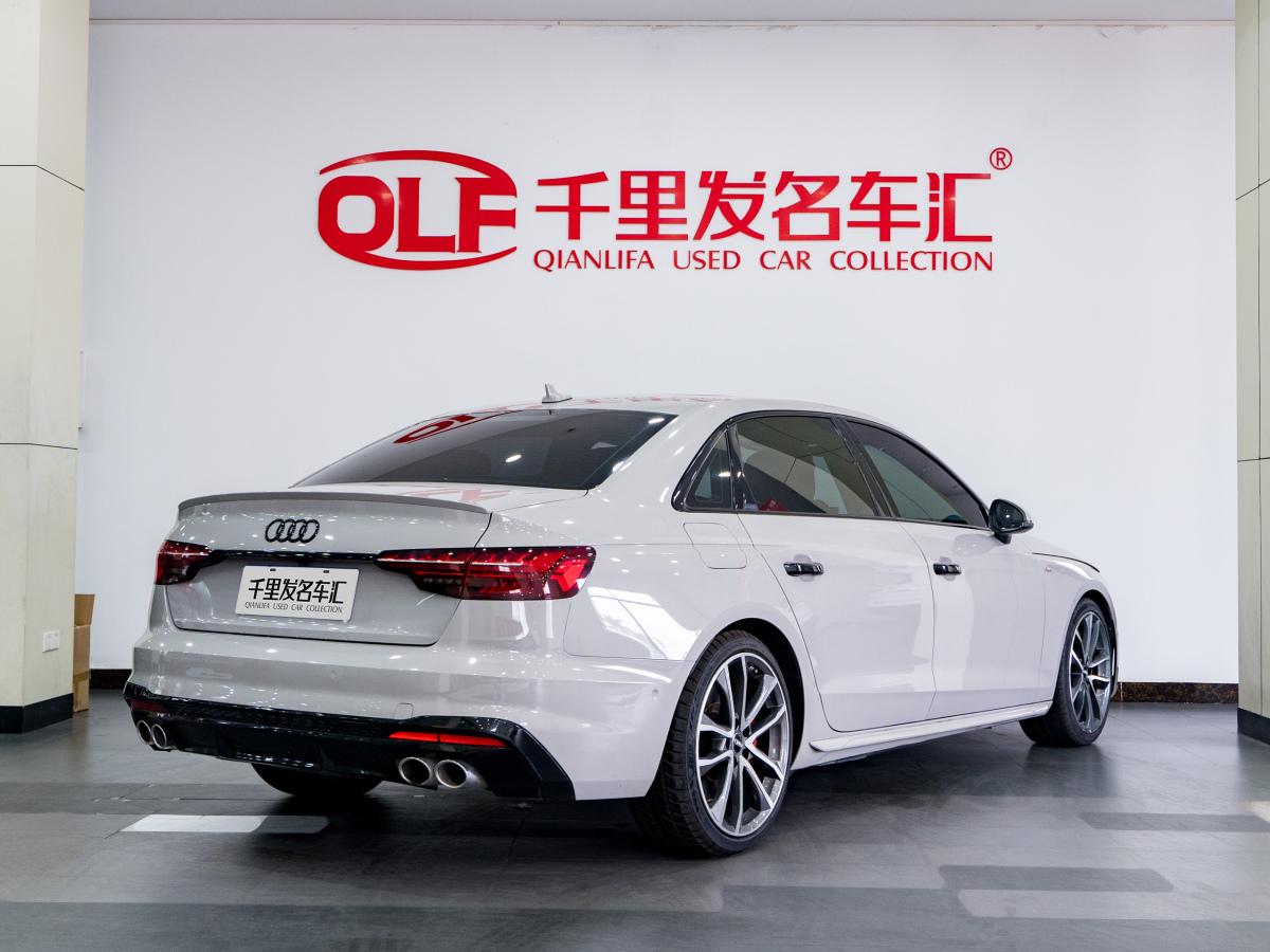 奧迪 奧迪A4L  2020款 45 TFSI quattro 臻選動感型圖片