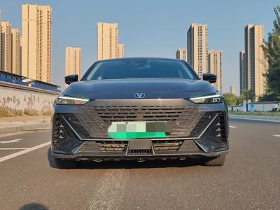 2023年3月 長(zhǎng)安 長(zhǎng)安UNI-V 智電iDD 智電iDD 1.5T 113km智酷型圖片