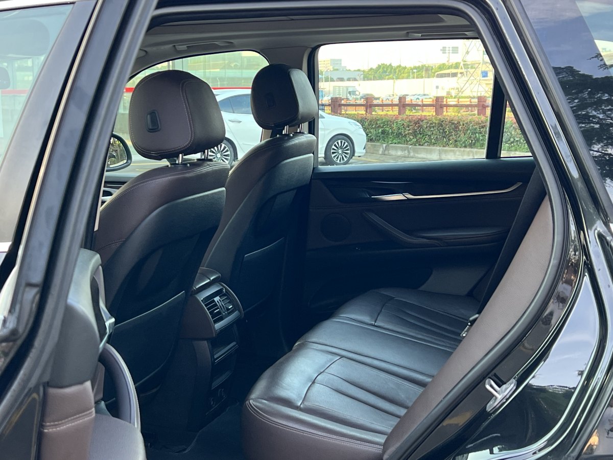 寶馬 寶馬X5  2014款 xDrive35i 典雅型圖片