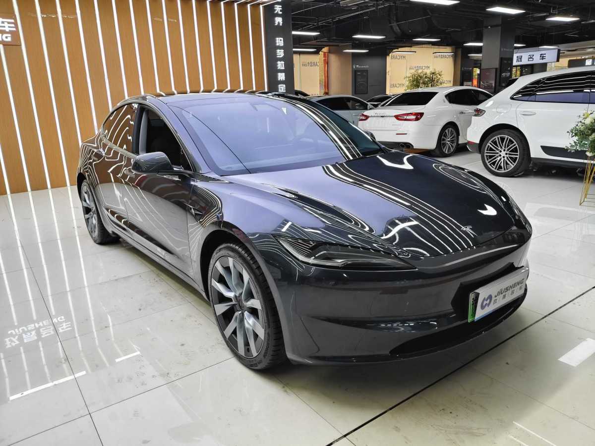 特斯拉 Model 3  2023款 煥新版 后輪驅(qū)動圖片