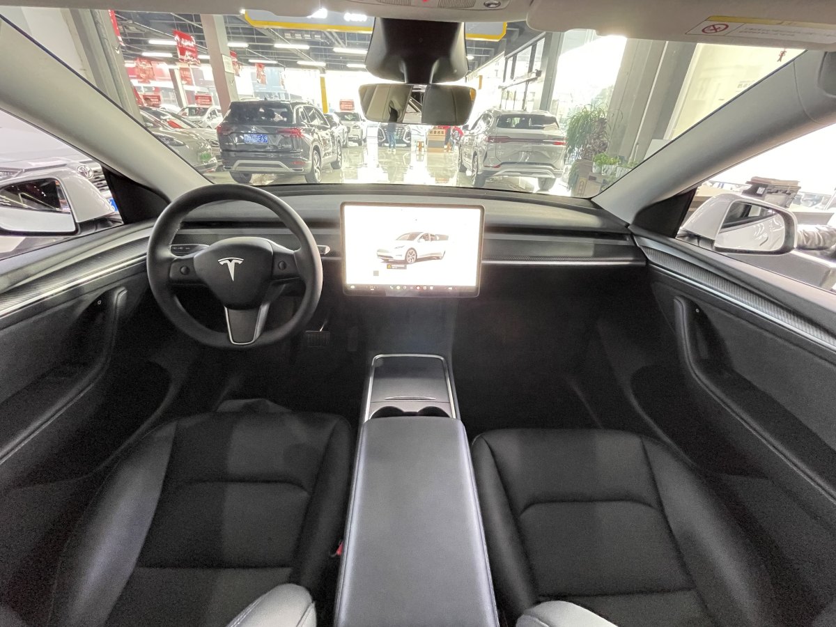 特斯拉 Model 3  2020款 改款 長(zhǎng)續(xù)航后輪驅(qū)動(dòng)版圖片