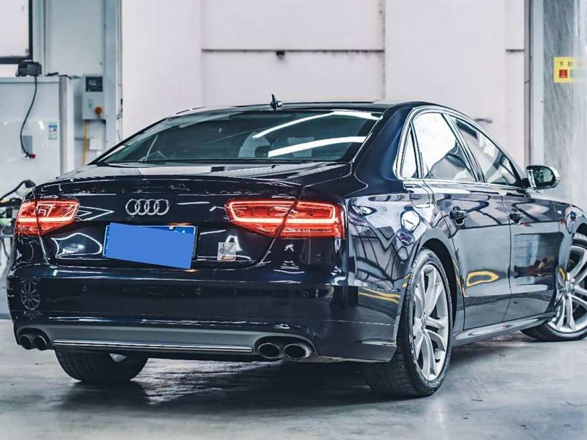 奧迪 奧迪S8  2013款 S8 4.0TFSI quattro圖片