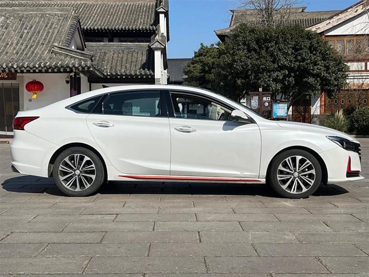 長(zhǎng)安 銳程CC  2022款 藍(lán)鯨版 1.5T DCT豪華型圖片