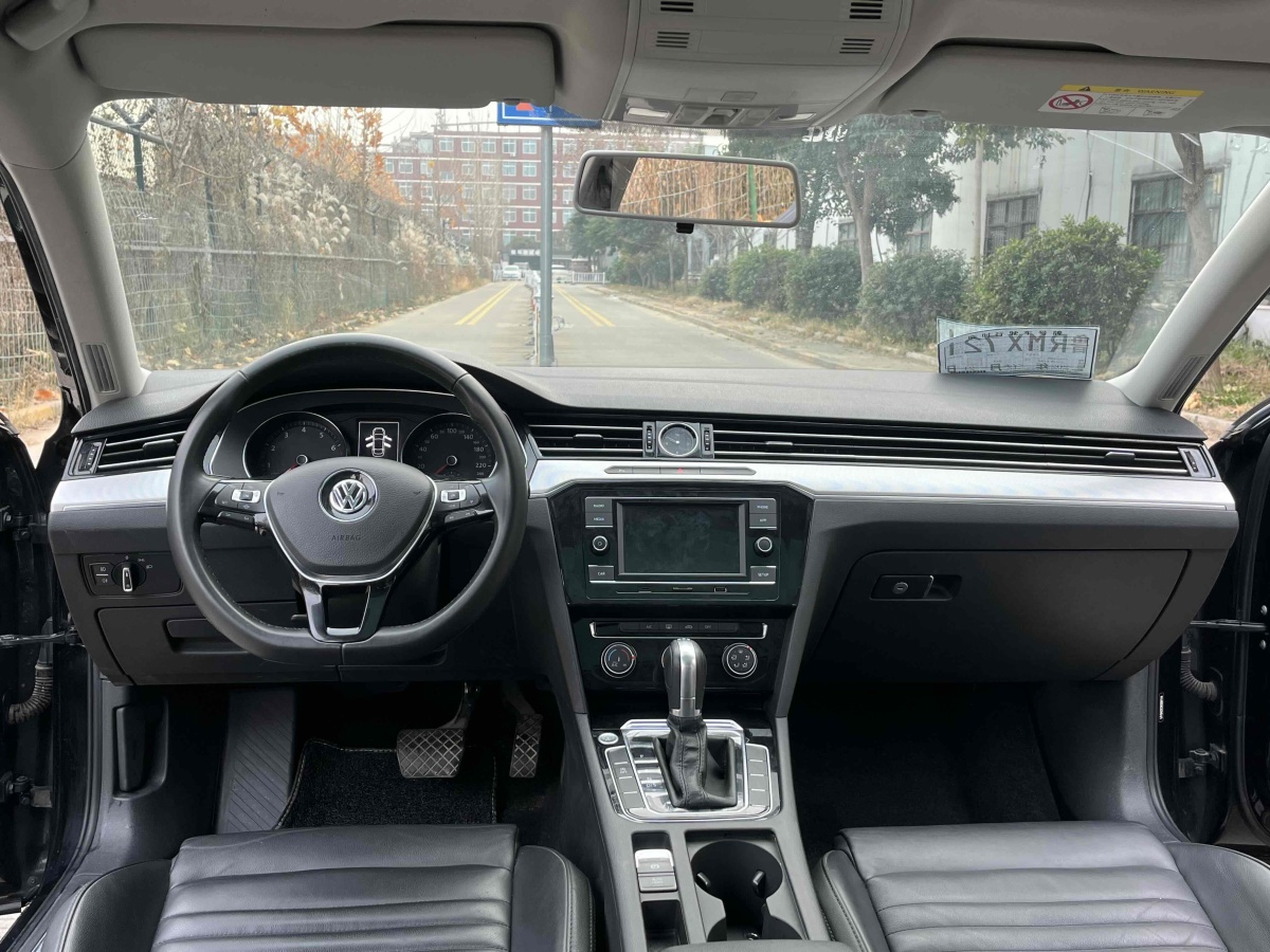 大眾 邁騰  2019款  330TSI DSG 豪華型 國(guó)VI圖片