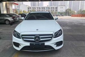 奔馳E級(jí) 奔馳 E 200 L 4MATIC