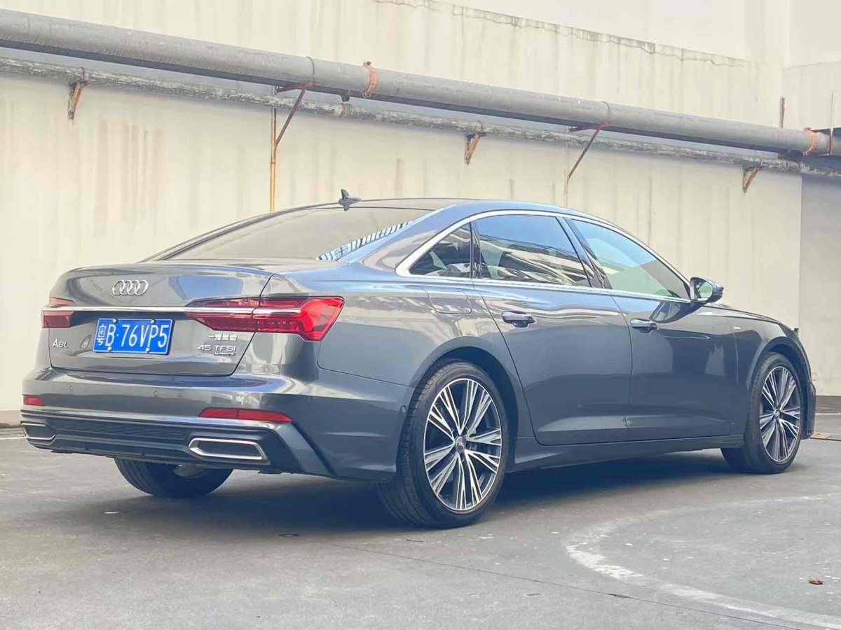 奧迪 奧迪A6L  2021款 45 TFSI 臻選動(dòng)感型圖片