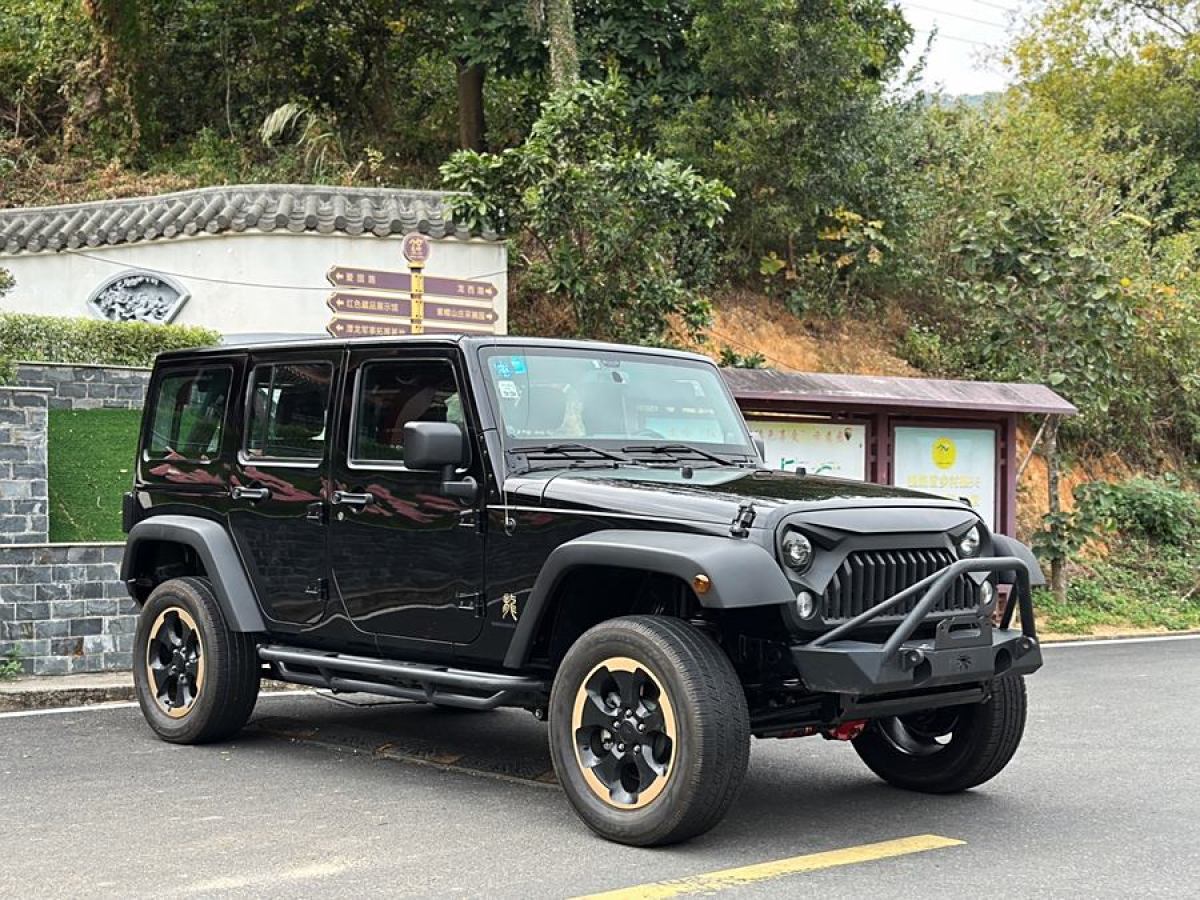 Jeep 牧馬人  2014款 3.6L 龍騰典藏版圖片