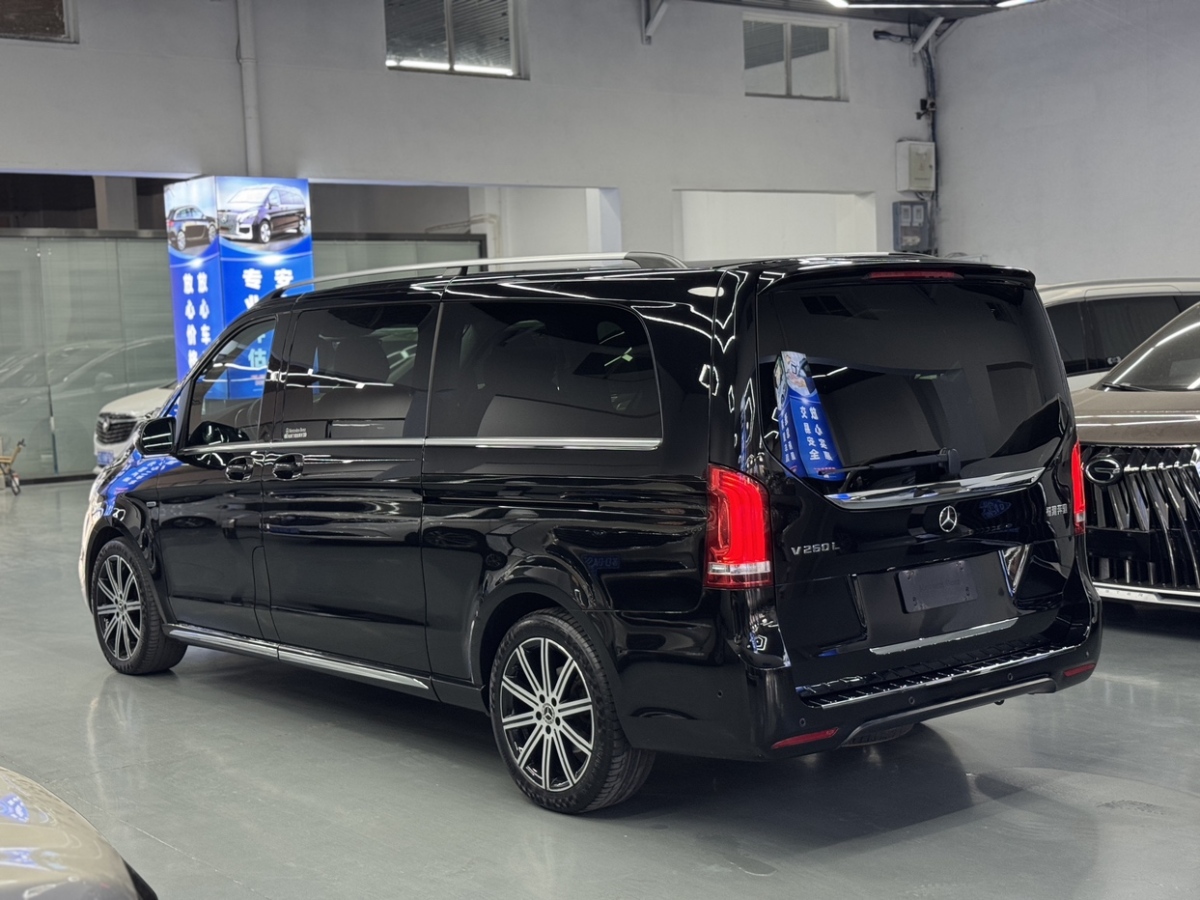 奔馳 V級  2021款 V 260 L 長軸距豪華版圖片