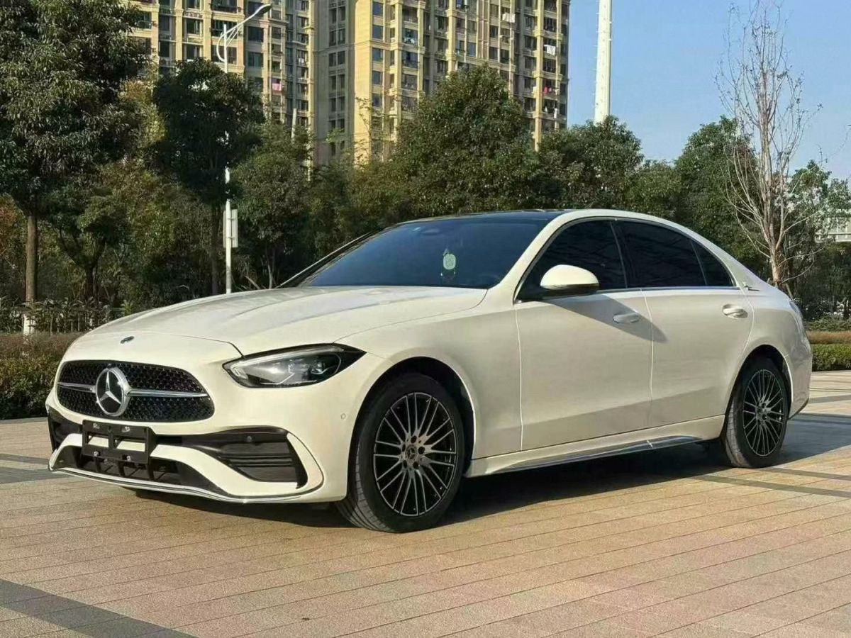 奔馳 邁巴赫S級  2022款 S 680 4MATIC 匠心高定首發(fā)版圖片