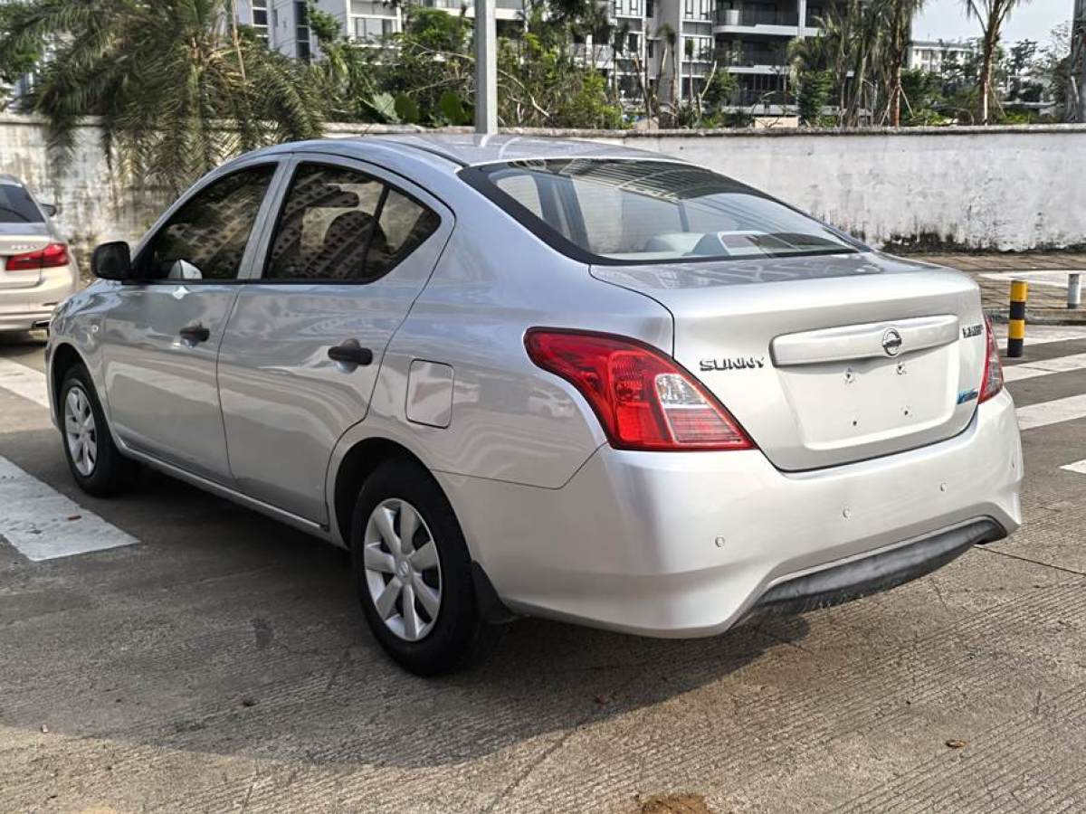 日產(chǎn) 陽光  2015款 1.5XE CVT舒適版圖片