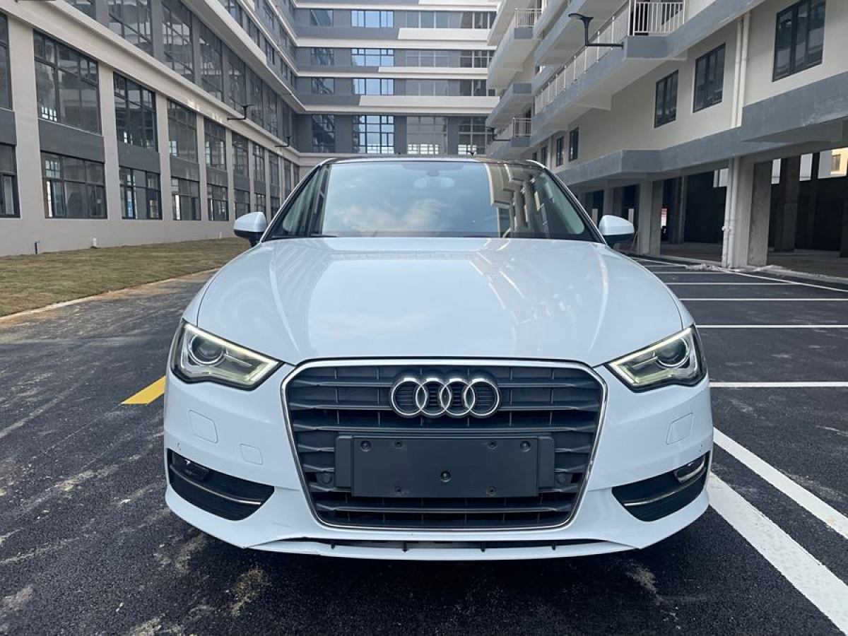 奧迪 奧迪A3  2015款 Sportback 35 TFSI 百萬紀(jì)念舒享型圖片