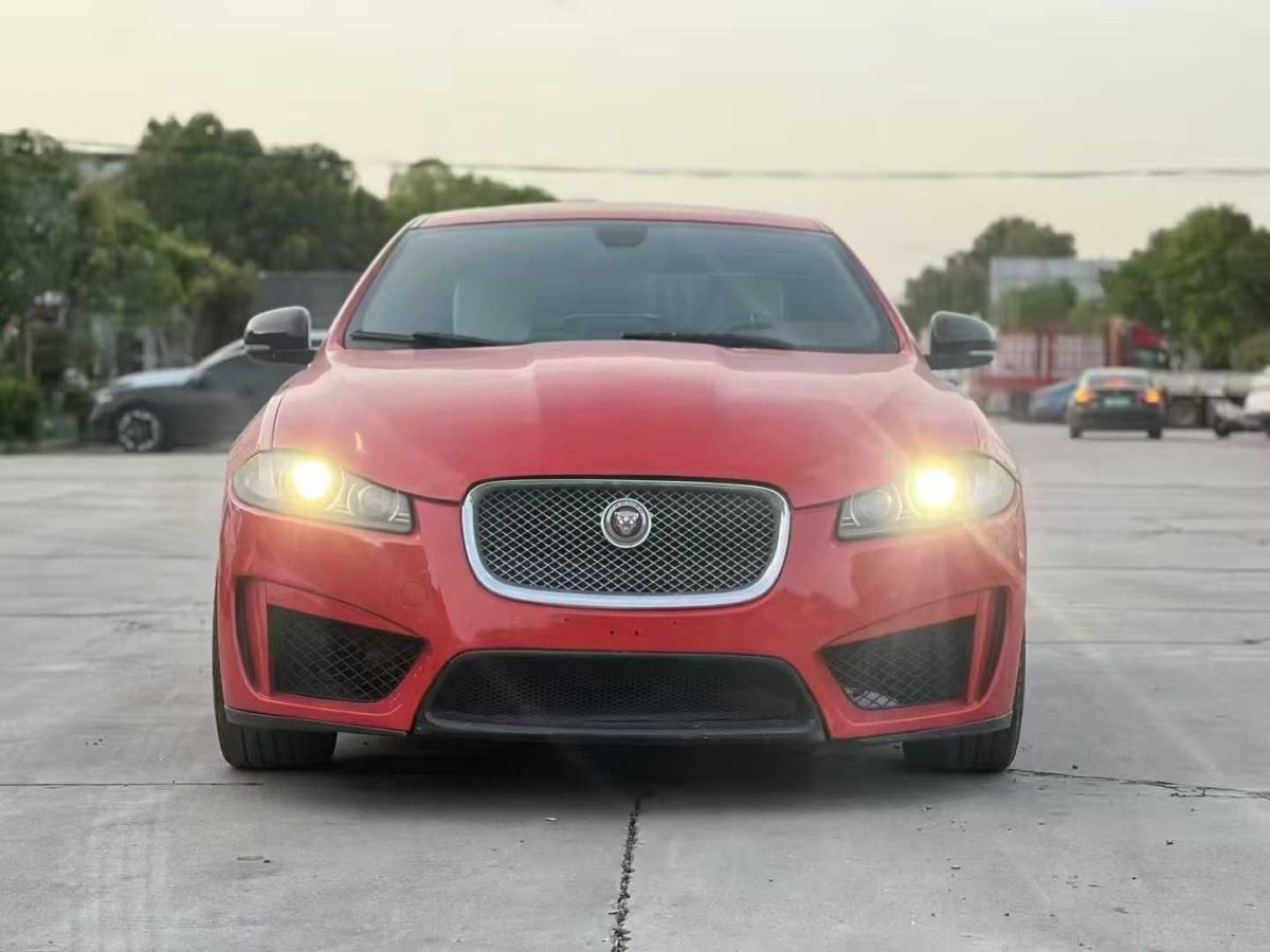 捷豹 XF  2008款 XF 3.0 V6優(yōu)質(zhì)豪華版圖片