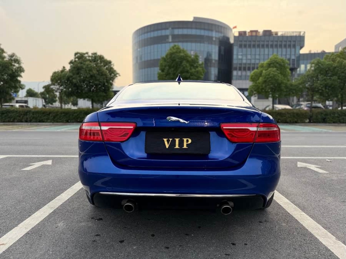 捷豹 XEL  2018款 2.0T 250PS 尊享版圖片
