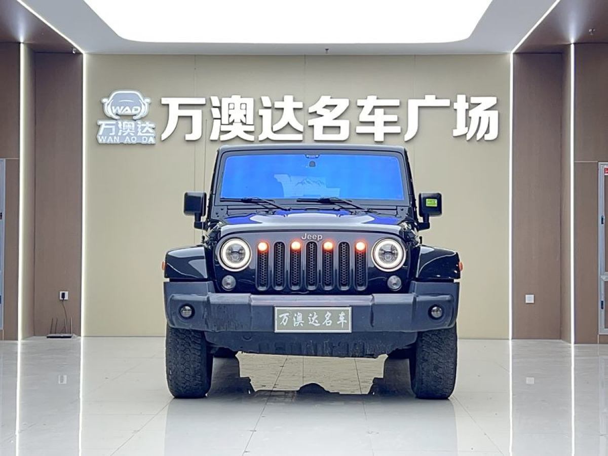 2016年11月Jeep 牧馬人  2016款 3.0L Sahara 75周年致敬版