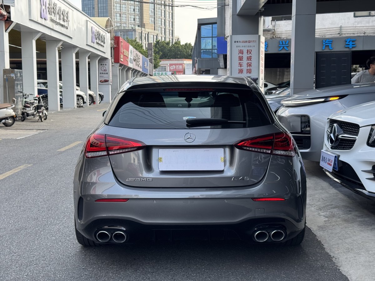 2021年11月奔馳 奔馳A級(jí)AMG  2022款 AMG A 45 4MATIC+