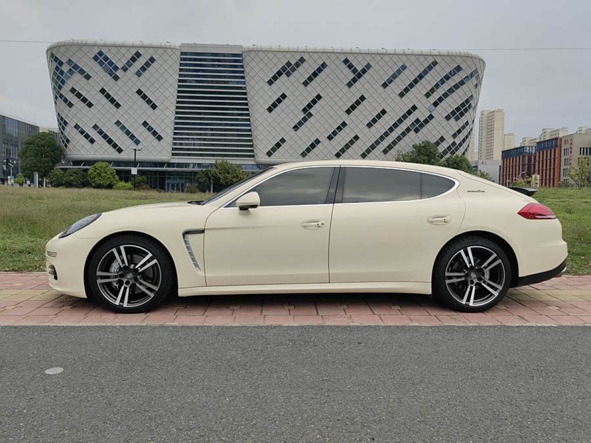 保時(shí)捷 Panamera  2014款 Panamera 4S Executive 3.0T圖片