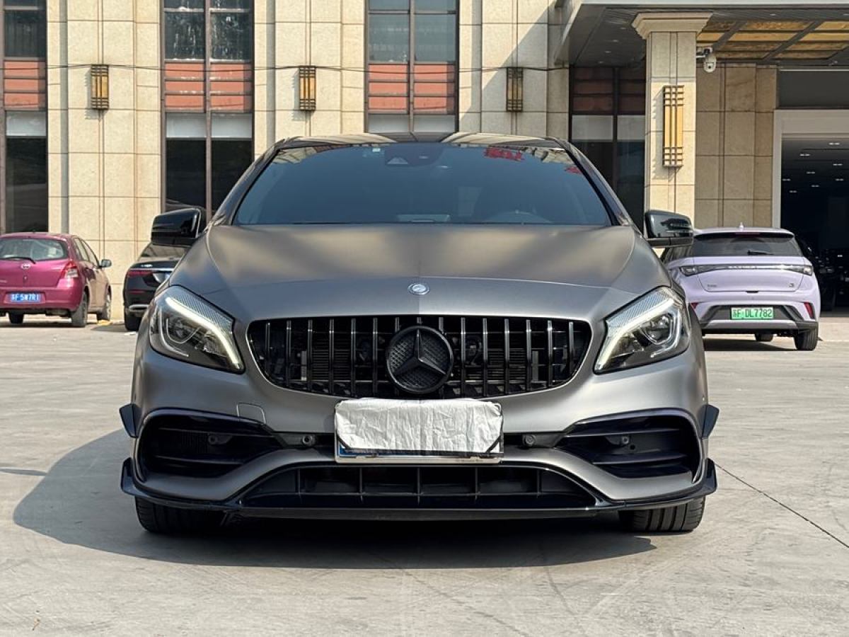 奔馳 奔馳A級AMG  2016款 AMG A 45 4MATIC 冠軍版圖片