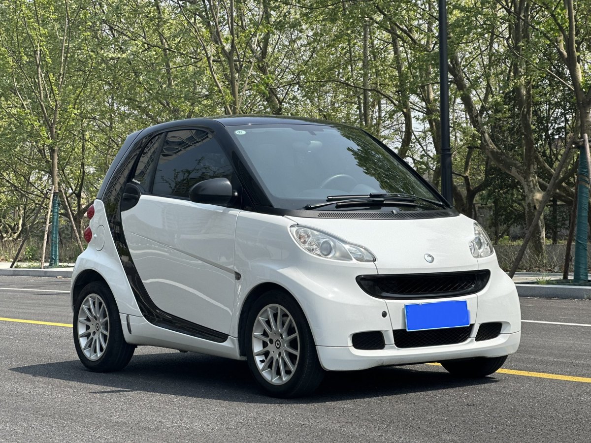 smart fortwo  2011款 1.0 MHD 硬頂激情版圖片