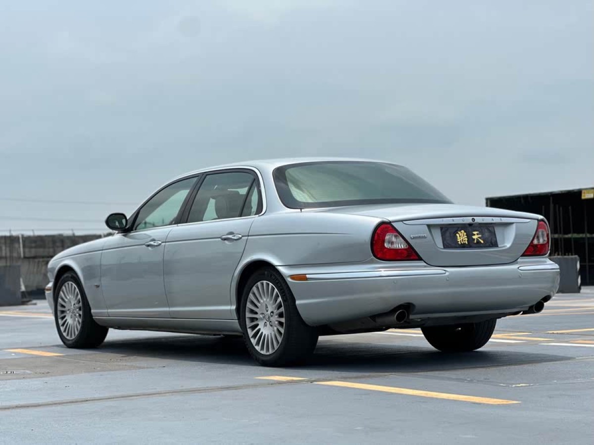 捷豹 XJ  2005款 XJ6L 3.0圖片