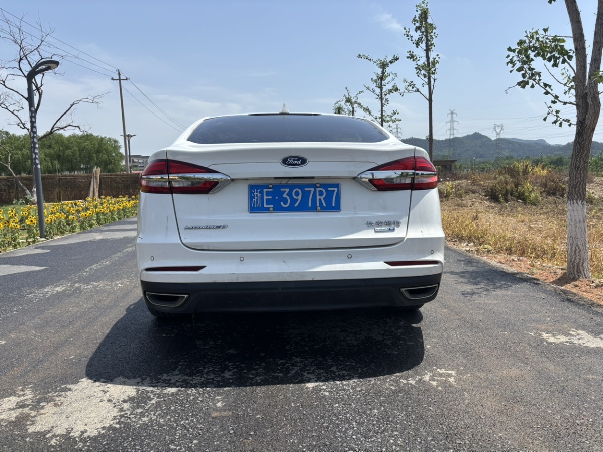 福特 蒙迪歐  2018款 EcoBoost 180 智控時(shí)尚型圖片