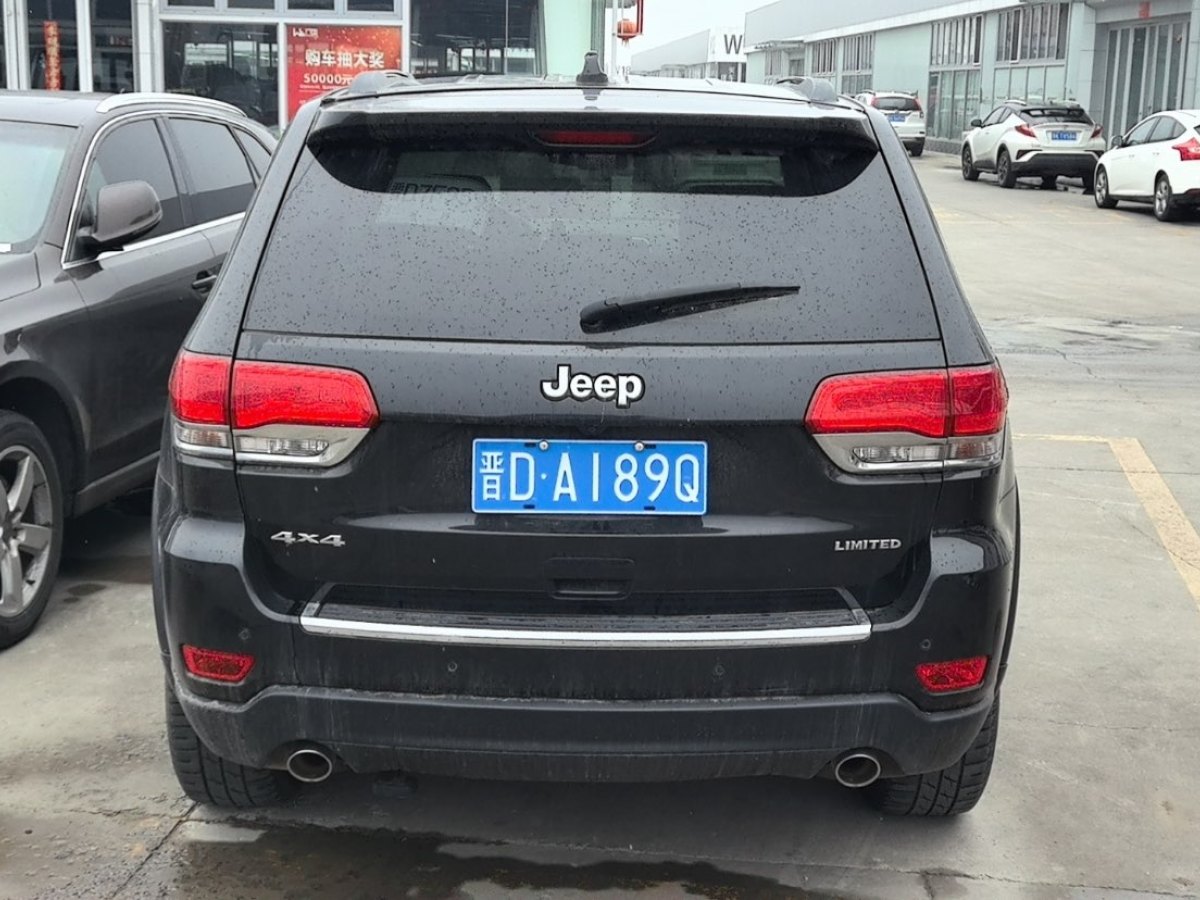 2014年6月Jeep 大切诺基  2014款 3.0L 舒享导航版