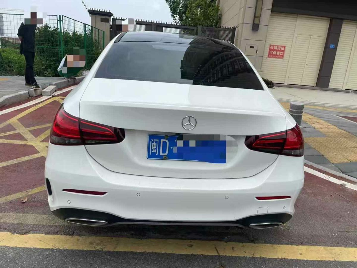 奔馳 奔馳A級(jí)  2019款  改款 A 180 L圖片