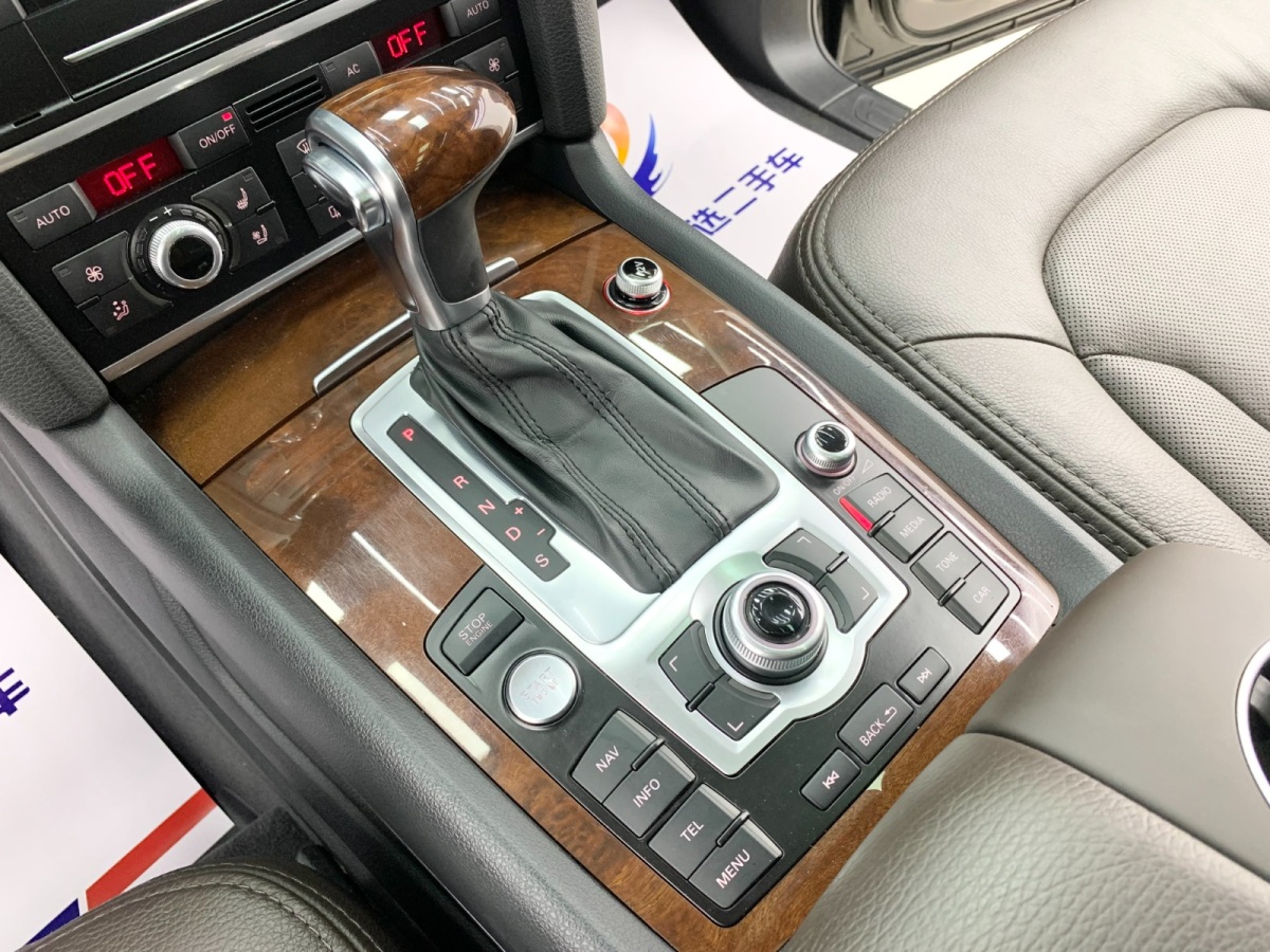 奧迪 奧迪Q7  2012款 3.0 TFSI 舒適型(245kW)圖片