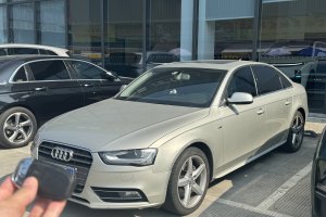 奥迪A4L 奥迪 35 TFSI 自动标准型