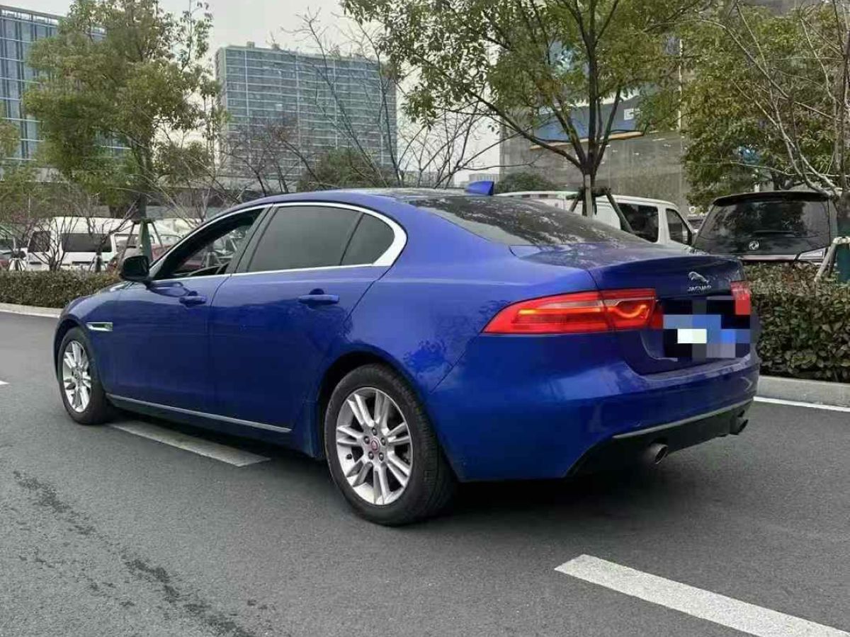 捷豹 XE  2019款 2.0T 300PS 四驅(qū)Landmark Edition圖片