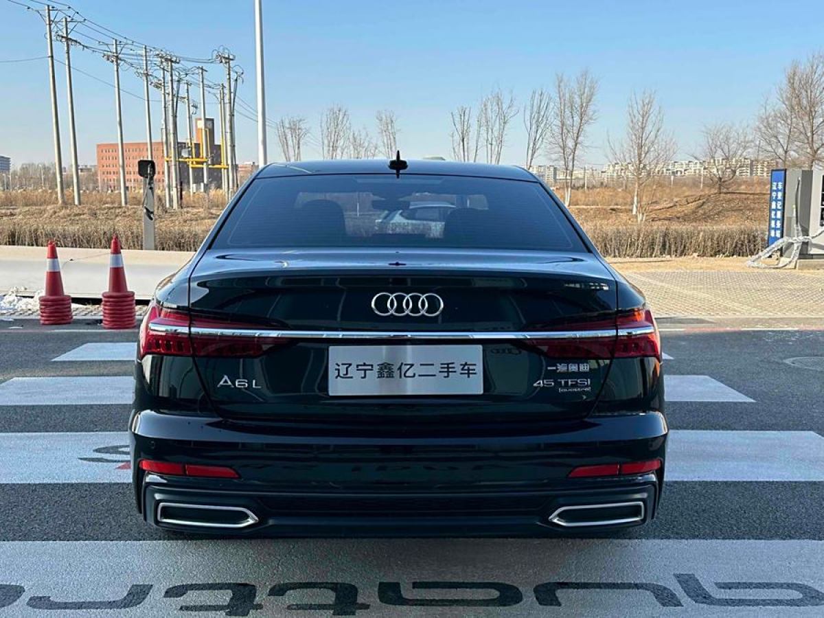 奧迪 奧迪A6L  2019款 45 TFSI quattro 臻選動感型圖片