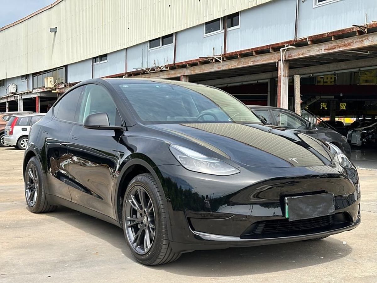 2023年10月特斯拉 Model Y  2023款 煥新版 后輪驅(qū)動(dòng)