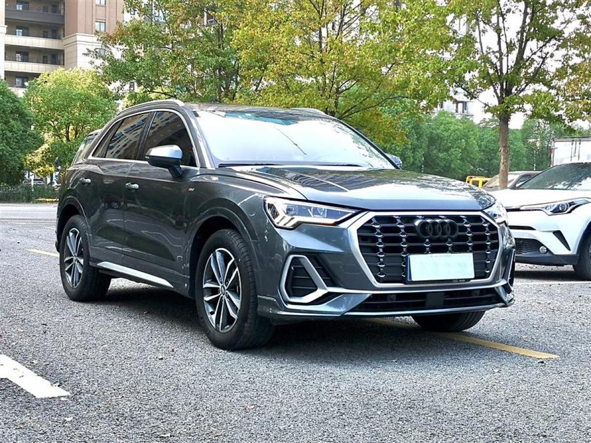 2021年6月奧迪 奧迪Q3  2021款 35 TFSI 時尚動感型