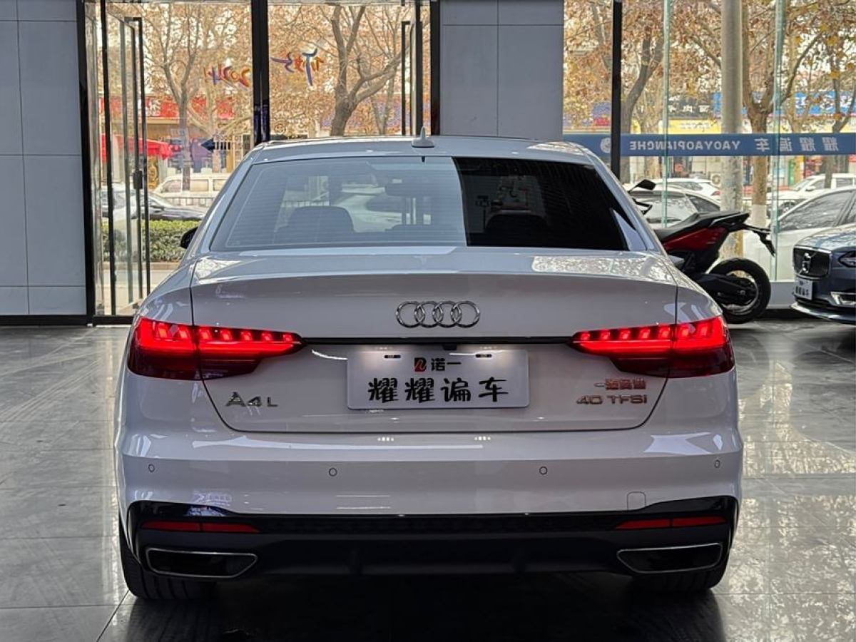 奧迪 奧迪A4L  2022款 40 TFSI 豪華動感型圖片