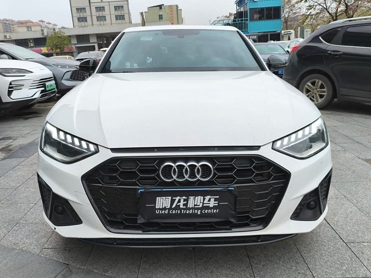 奧迪 奧迪A4L  2023款 40 TFSI 豪華動感型圖片