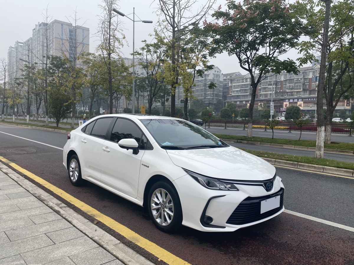 2021年5月豐田 卡羅拉  2021款 雙擎 1.8L E-CVT精英版