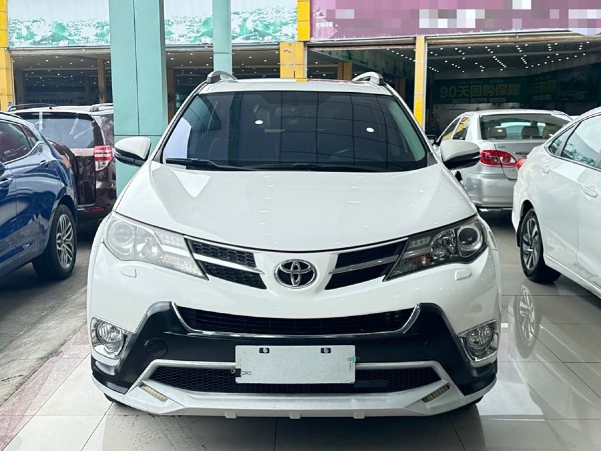 2014年5月豐田 RAV4榮放  2013款 2.5L 自動四驅(qū)精英版