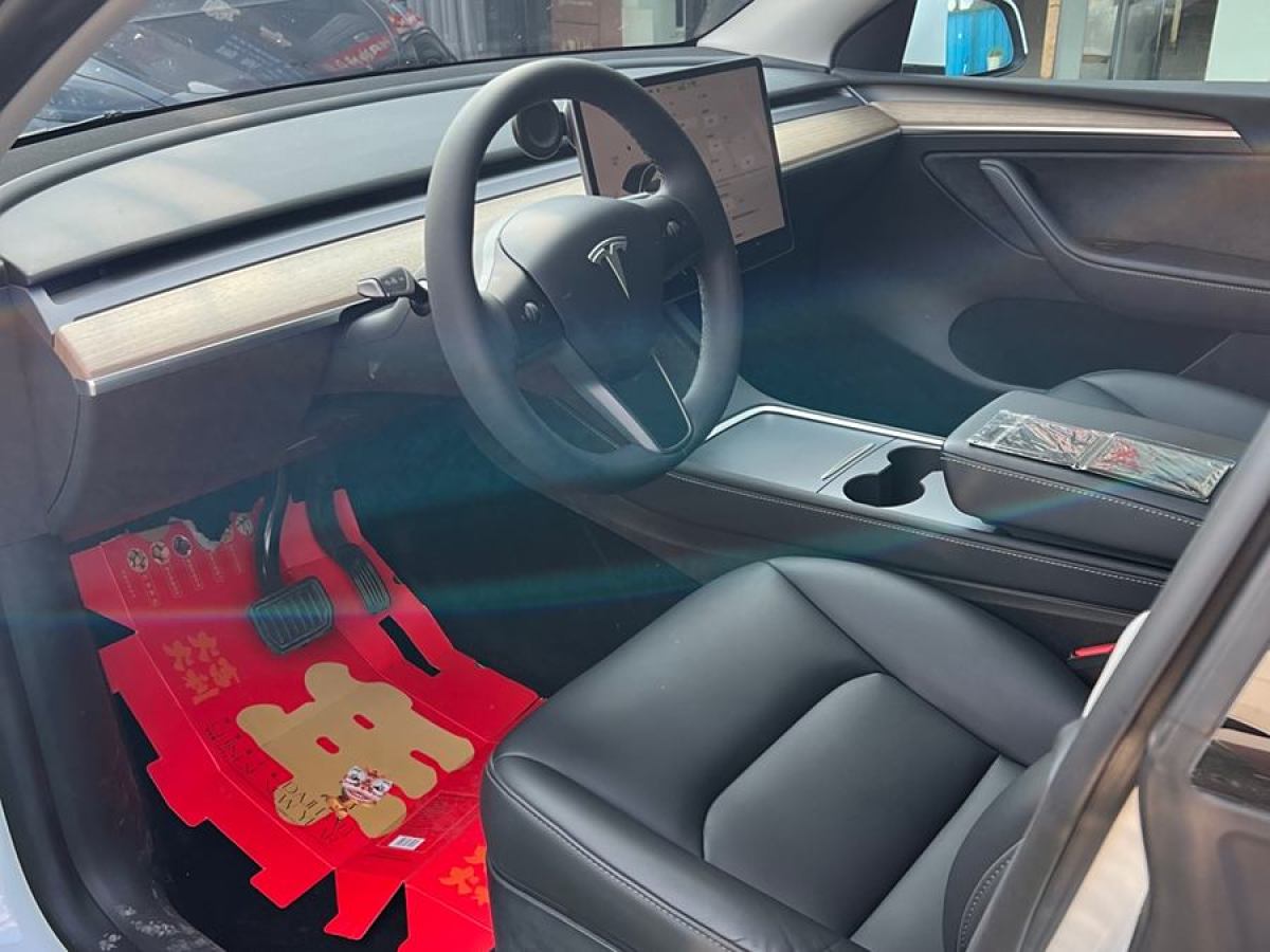 特斯拉 Model 3  2023款 長(zhǎng)續(xù)航煥新版 雙電機(jī)全輪驅(qū)動(dòng)圖片