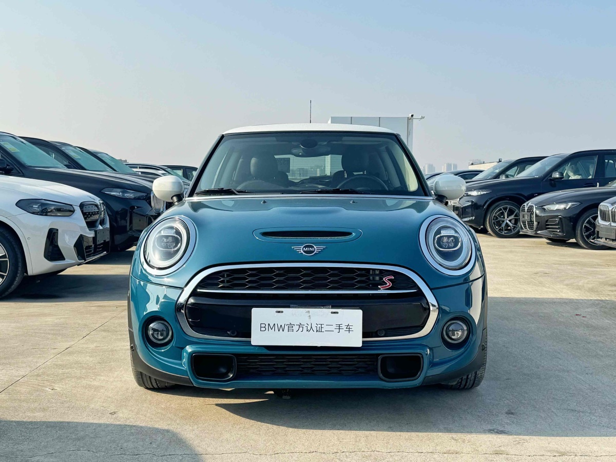 MINI MINI  2020款 2.0T COOPER S 藝術(shù)家圖片