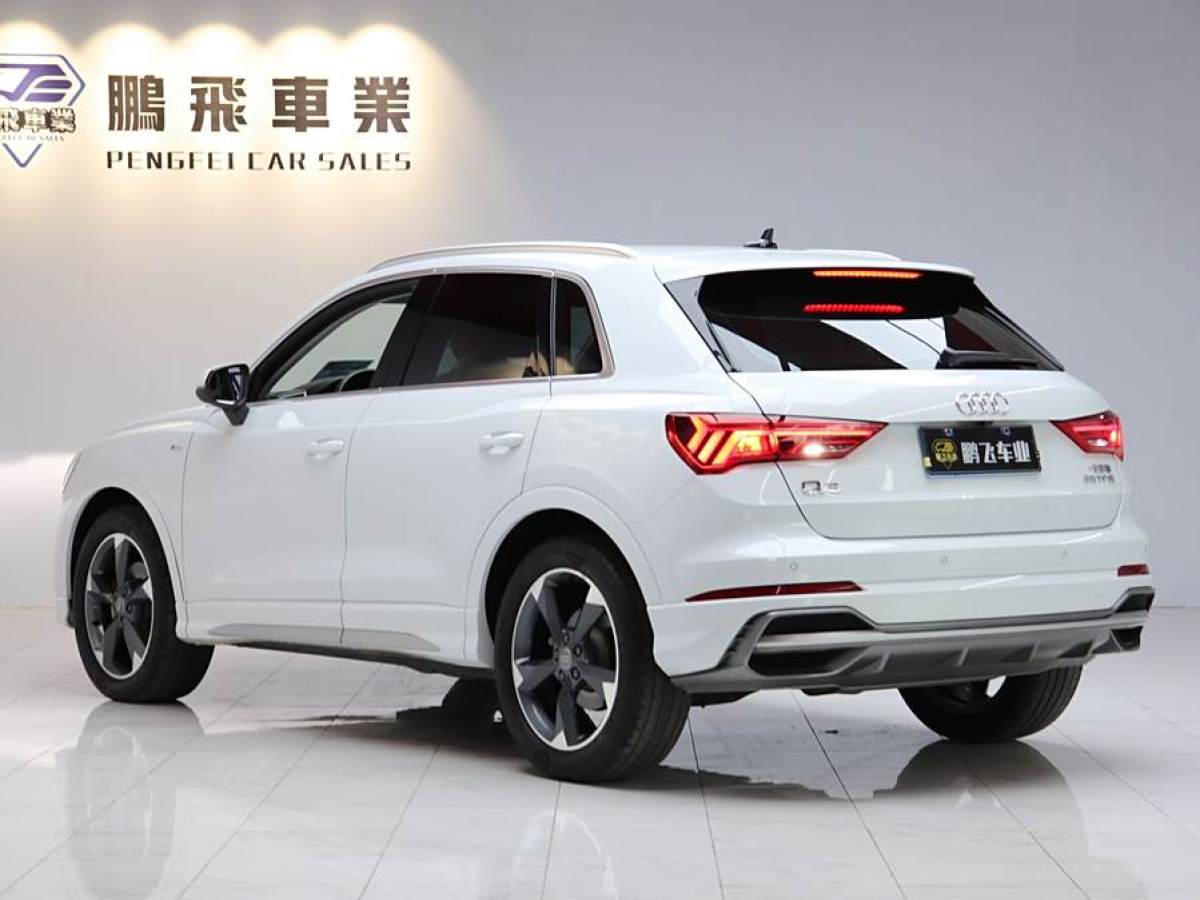 2020年7月奧迪 奧迪Q3  2020款 35 TFSI 時(shí)尚動(dòng)感型